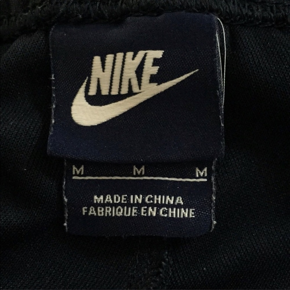Men’s Nike Athletic 100% Polyester Training Pants - Picture 3 of 4